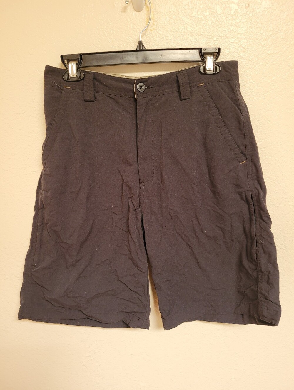 REI Men's Black Flat-Front Nylon Hiking  Shorts